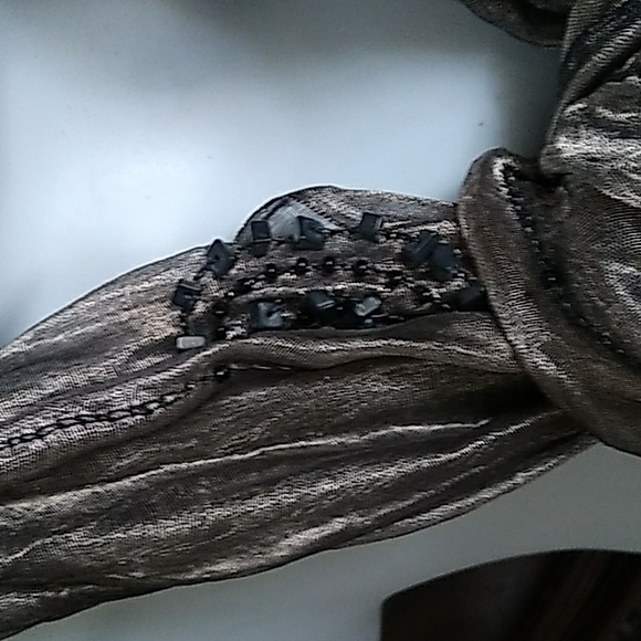 Coveri Collection metallic scarf - Picture 9 of 16